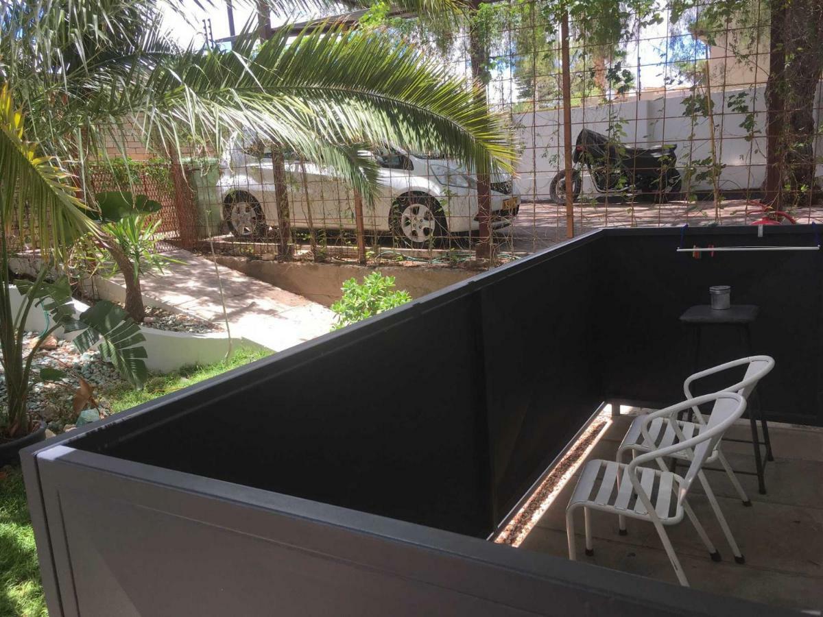 Hotel Suiderhof Self-Catering Windhoek Esterno foto