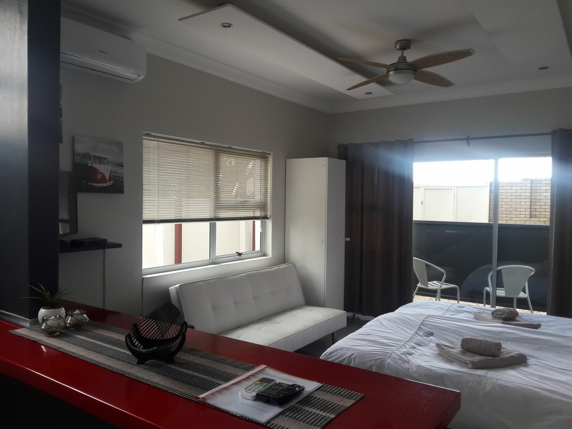 Hotel Suiderhof Self-Catering Windhoek Esterno foto