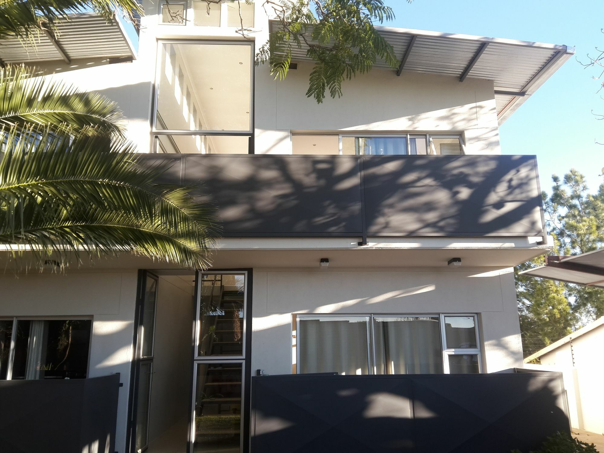 Hotel Suiderhof Self-Catering Windhoek Esterno foto