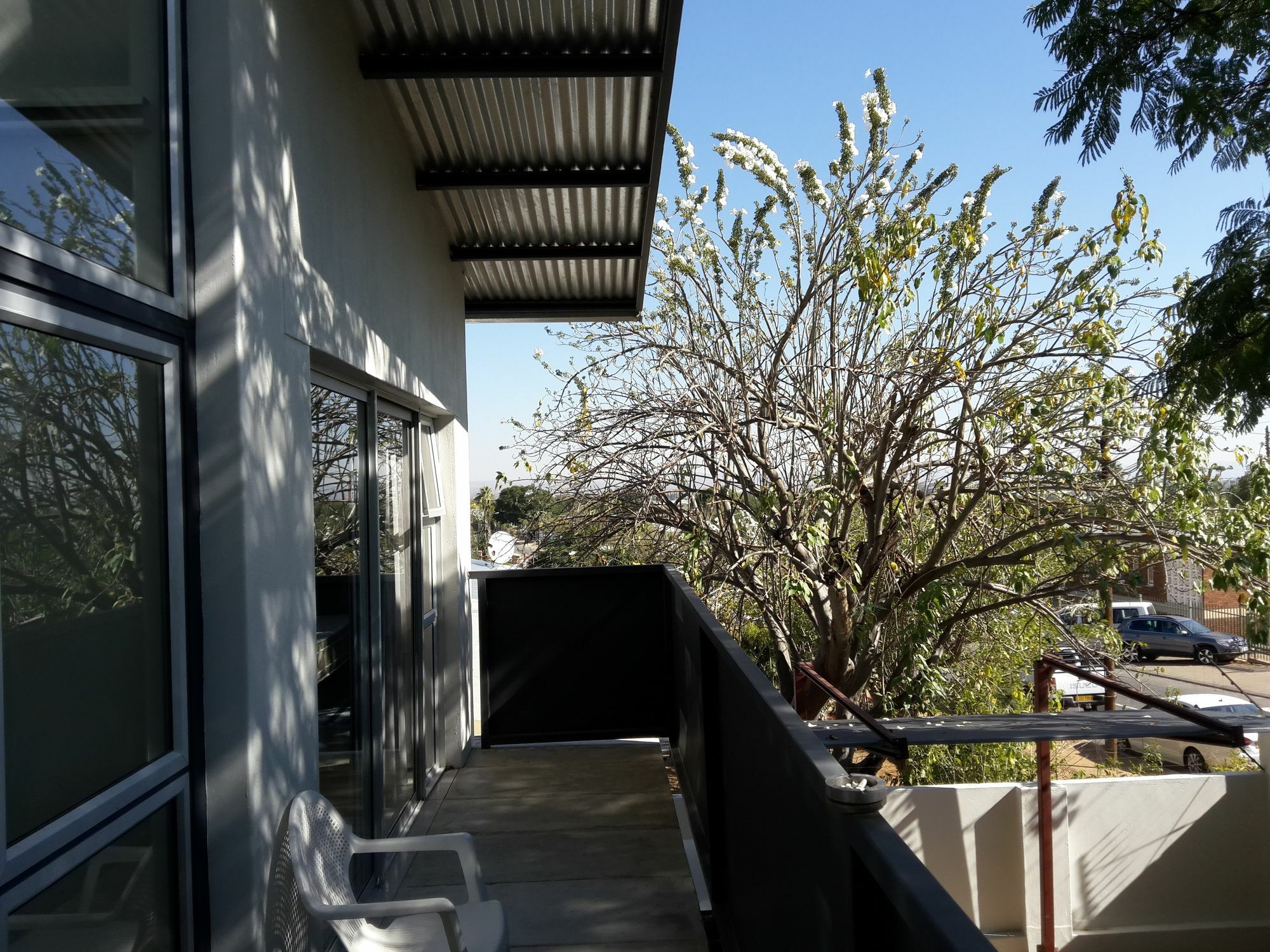Hotel Suiderhof Self-Catering Windhoek Esterno foto